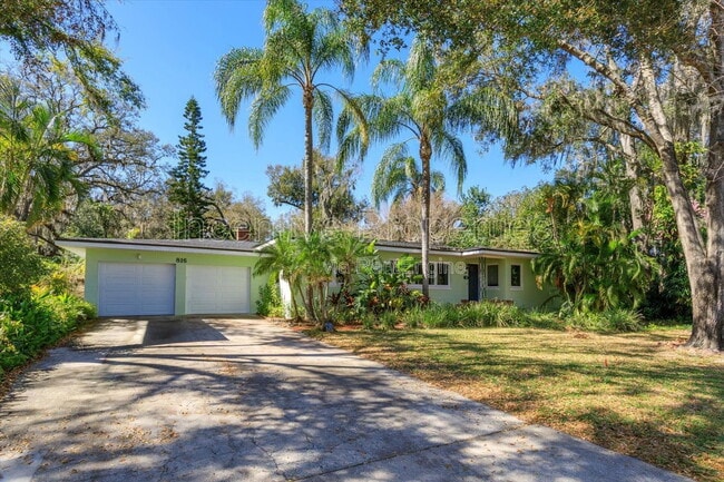 Photo - 816 Putnam Ave House