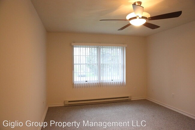 Building Photo - 420 Dunmore St