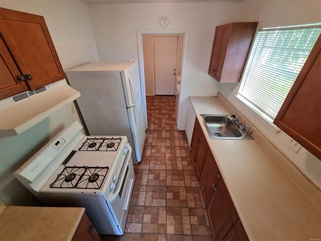 Foto del edificio - Washer/Dryer Included! No Carpet to worry ...