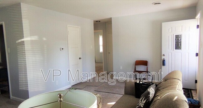 Foto del edificio - 2112 W 69th St