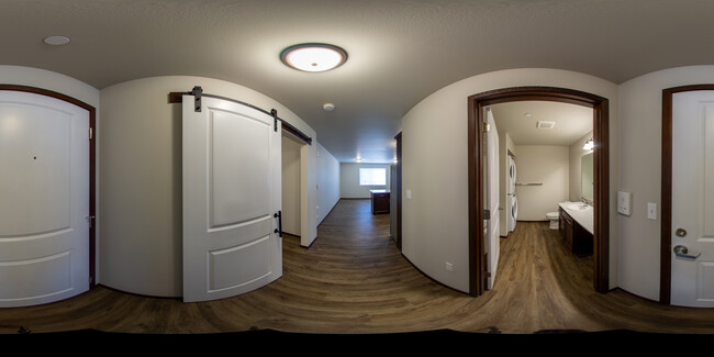 Estudio con sala de estar - Rockwell Place Apartments