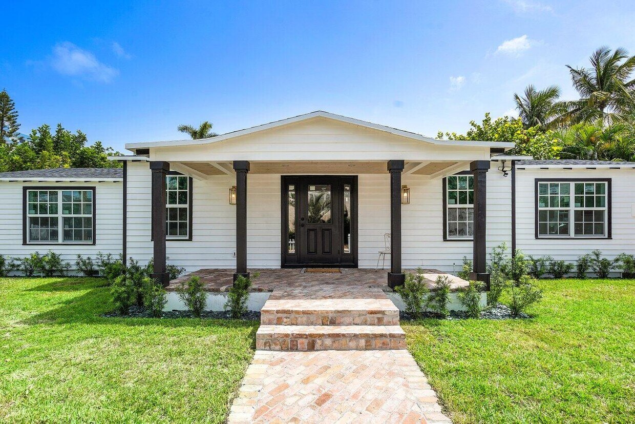 Primary Photo - 202 Lytton Ct