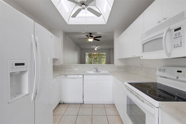 Foto del edificio - 4640 Tower Hill Ln