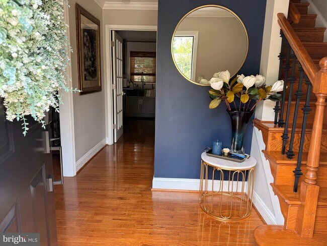 Foto del edificio - 204 Whispering Wind Ct SE