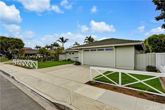 Building Photo - 1112 Essex Ln