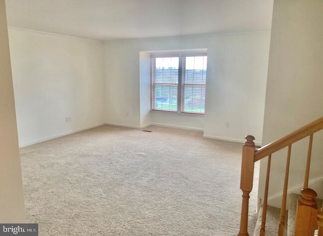 Building Photo - 730 McCardle Dr