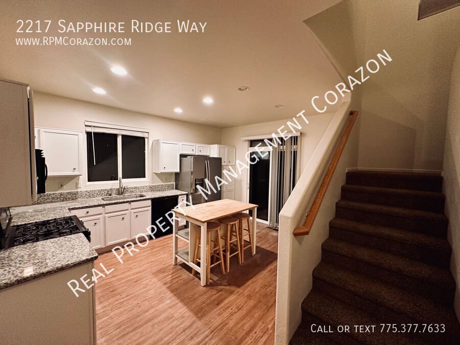 Foto principal - 3 BEDROOM, 2 1/2 BATHROOM NORTHWEST RENO HOME