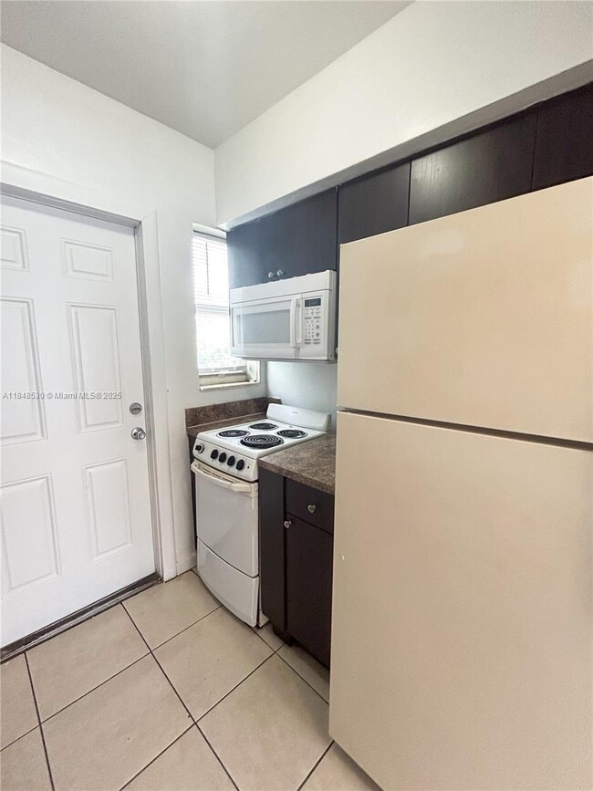 Foto del edificio - 1255 SW 6th St