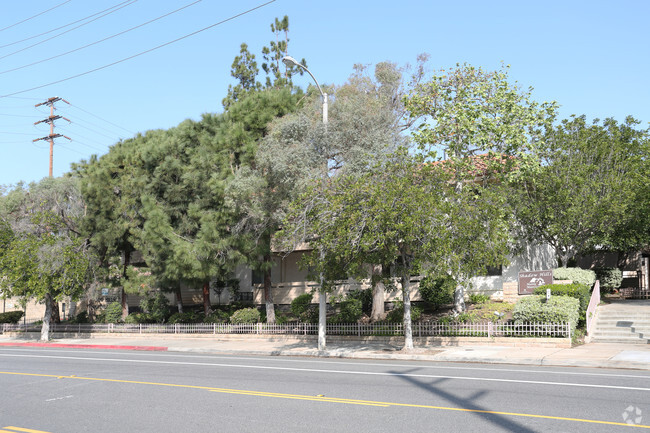 Foto del edificio - Shadow Hills Apartments