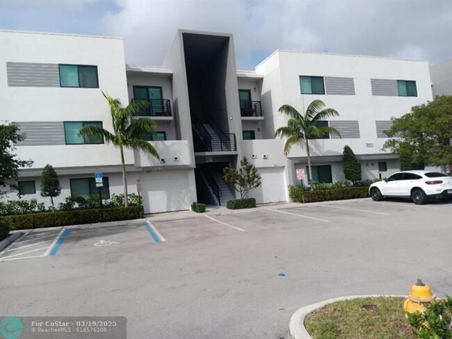 Foto del edificio - 3050 NW 68th St