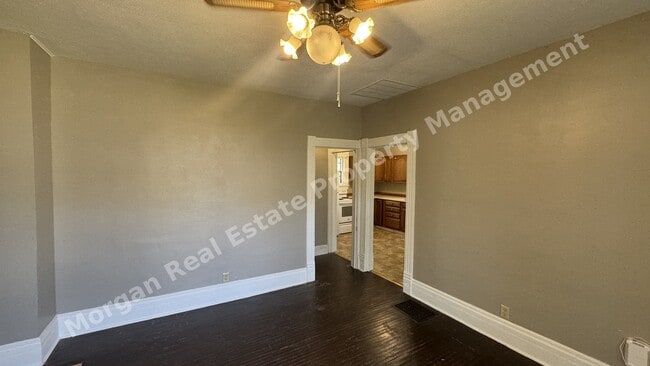 Foto del edificio - 1318 W 4th St