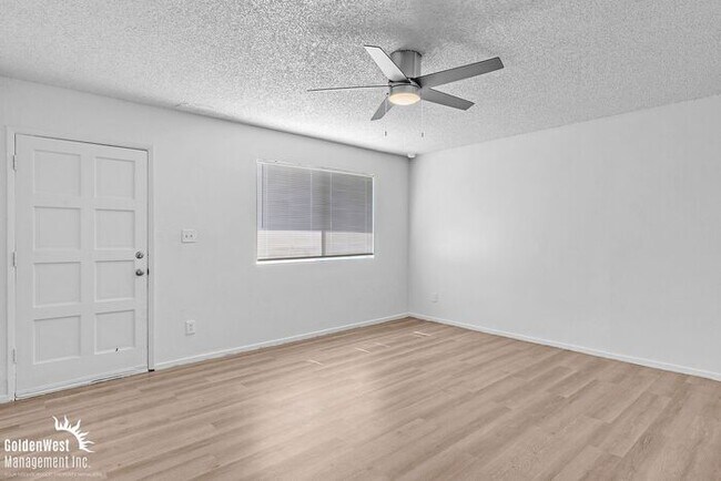 Foto del edificio - Cozy 2Bdm 1Ba Townhome in Great Location