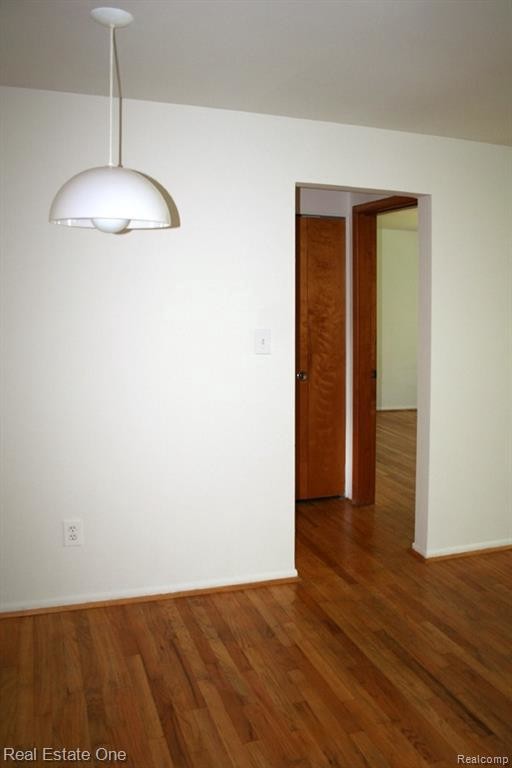 Foto del edificio - 2425 Starr Rd