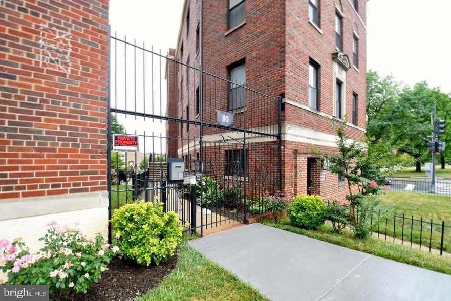 Photo - 80 New York Ave NW