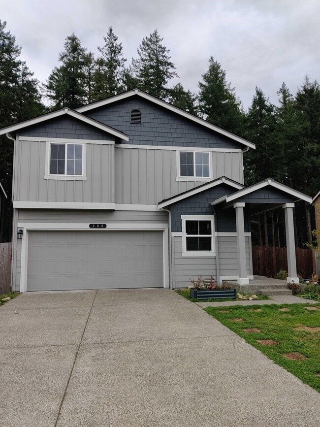 Building Photo - 308 Thyme Ave