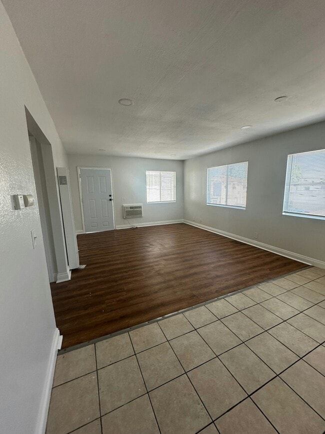 Building Photo - 7620 Newlin Ave