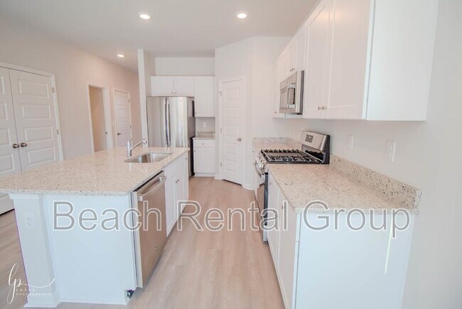 Building Photo - 5055 Georgetown Dr