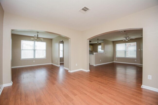 Building Photo - 1019 Sawgrass Ridge Ln