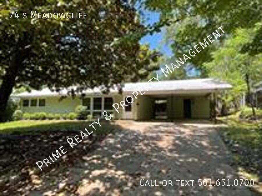 Primary Photo - 74 S Meadowcliff Dr