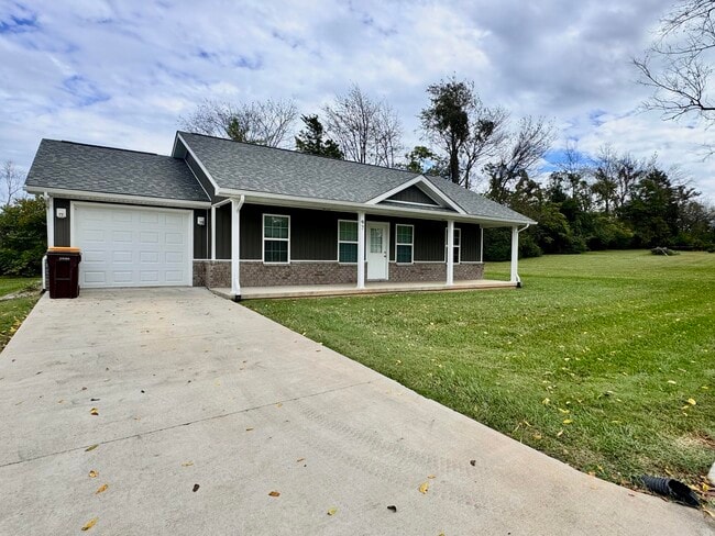 Building Photo - 98 Timothy Dr