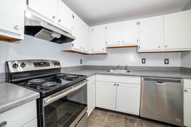 Building Photo - 80 Stanton St