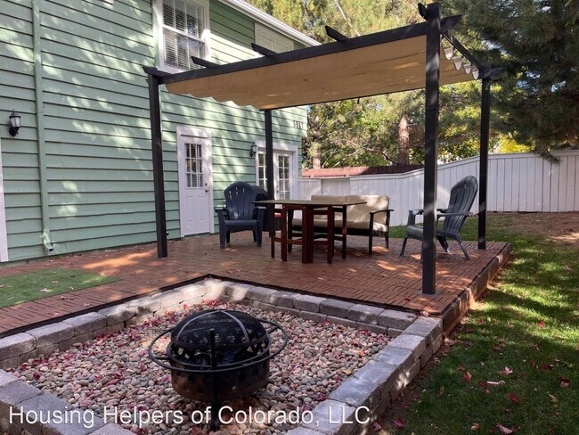 Foto del edificio - 3 br, 1.5 bath House - 3517 Broadway St #F