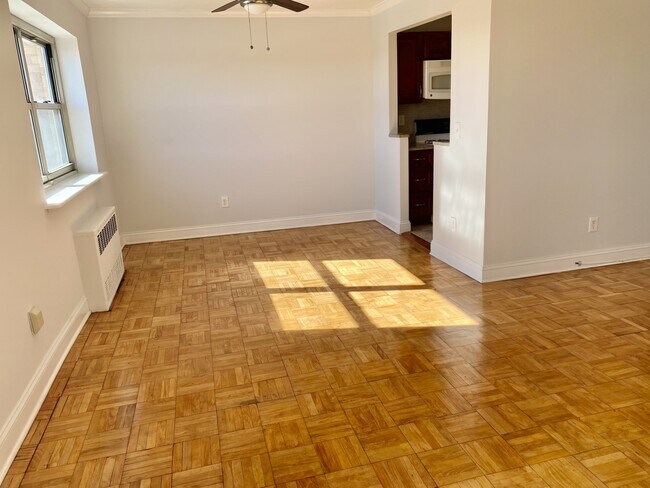 Foto del edificio - 148 Halstead Ave