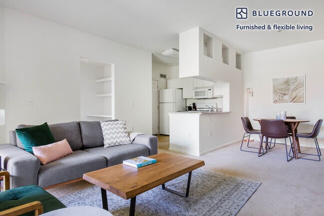 Foto del edificio - 3150 Rubino Dr