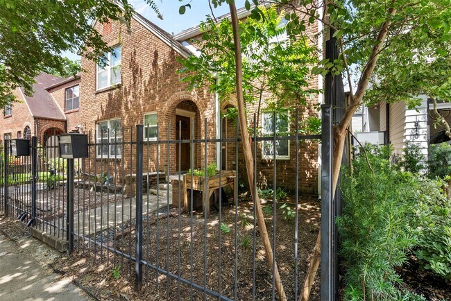 Foto del edificio - 1812 Stanford St