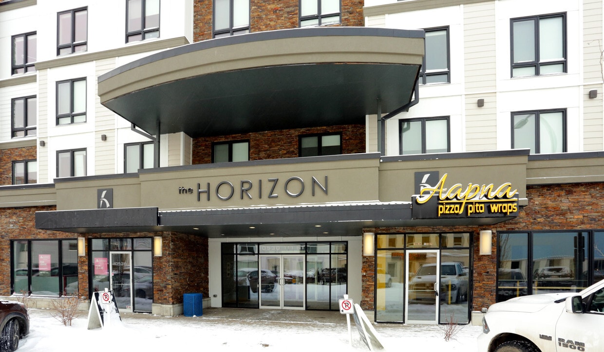 Building Photo - The Horizon