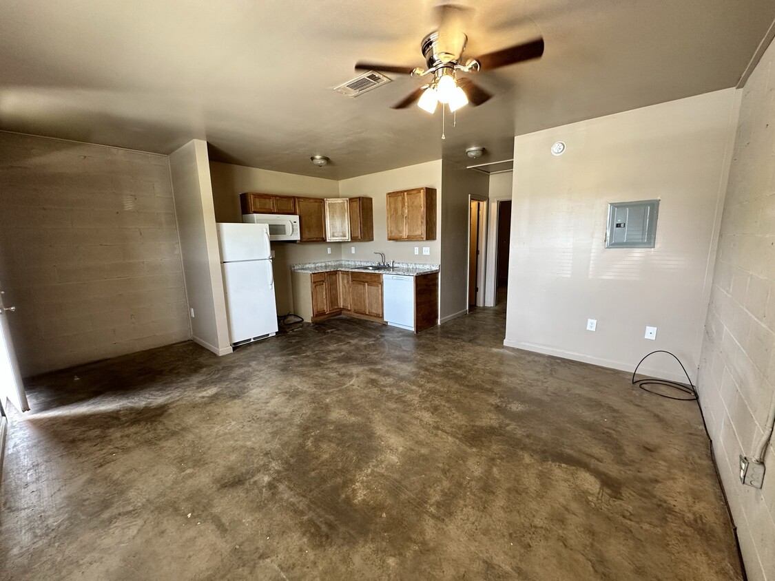Building Photo - Wolf Creek