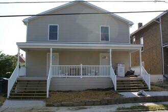 Building Photo - 245 Kingwood St