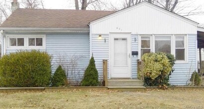 Building Photo - 621 N Indiana Ave