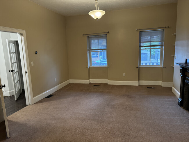 Living Room - 165 43rd St