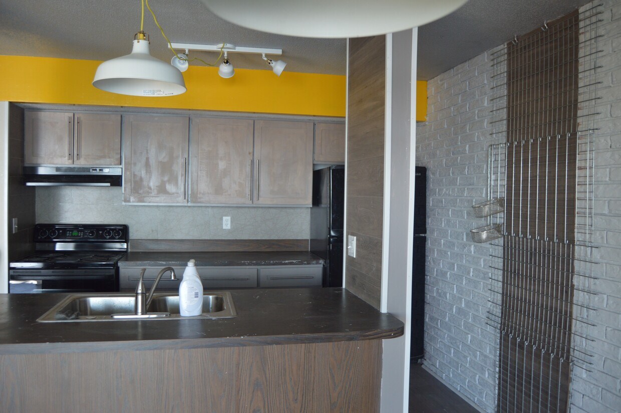 Foto principal - 1740 Grove Rd
