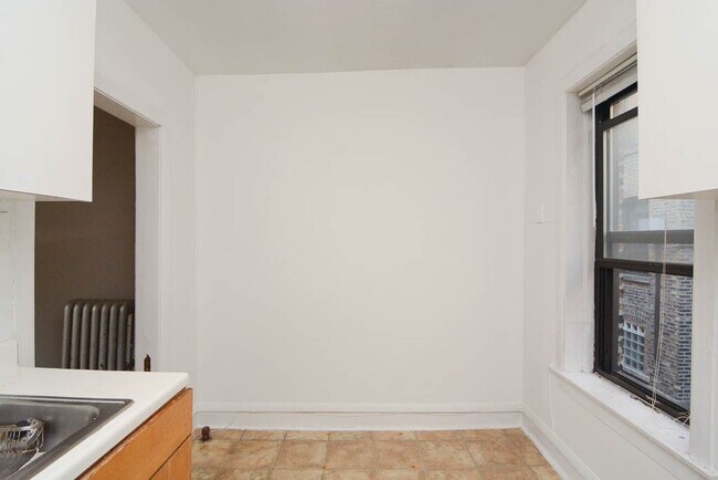 Foto del edificio - 2706 N Spaulding Ave