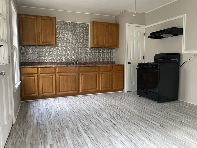 Cocina - 1101 Tillman Dr