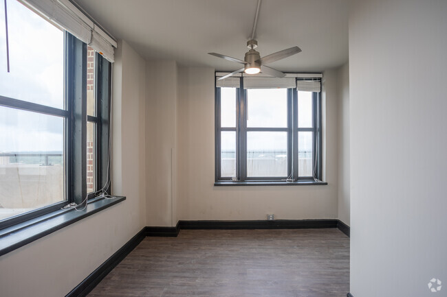 1BR,1BA_A-27 - Merchants Plaza