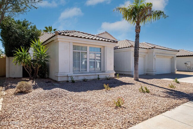 Building Photo - 5501 E Karen Dr