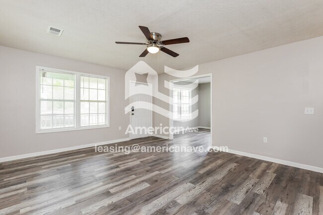 Foto del edificio - 175 E Bell St