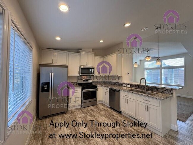 Foto del edificio - 4961 Milano Way