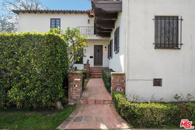 Foto del edificio - 1201 S Crescent Heights Blvd