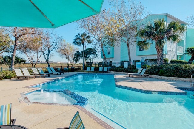 Foto del edificio - Village by the Sea