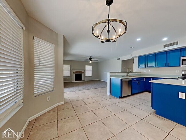 Foto del edificio - 15822 N 162 Ln