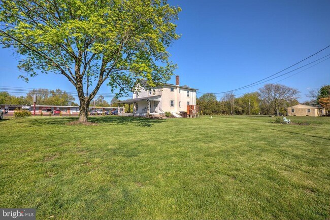 Building Photo - 4334 Durham Rd
