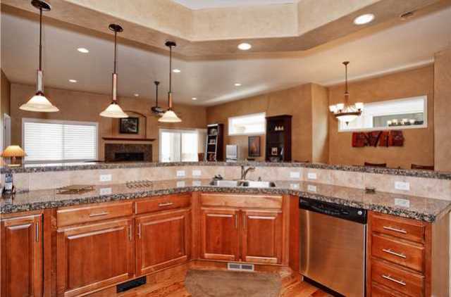 Building Photo - 13801 Paradise Villas Grove