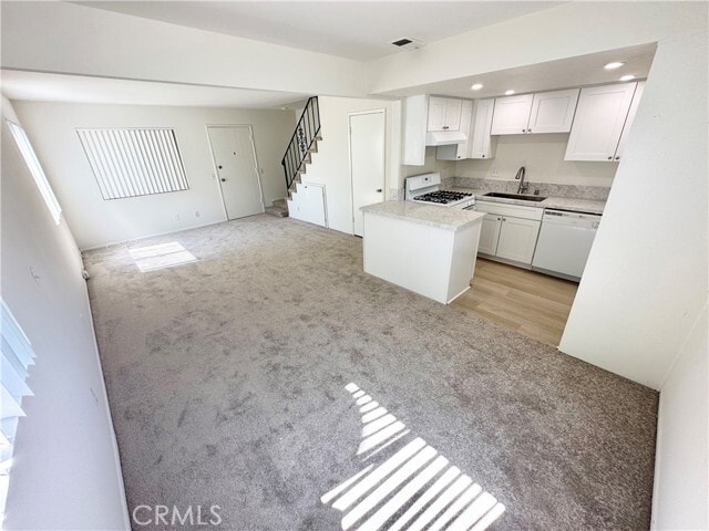 Foto del edificio - 2713 Calle Del Comercio