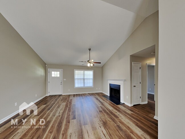 Building Photo - 89 Connie Dr