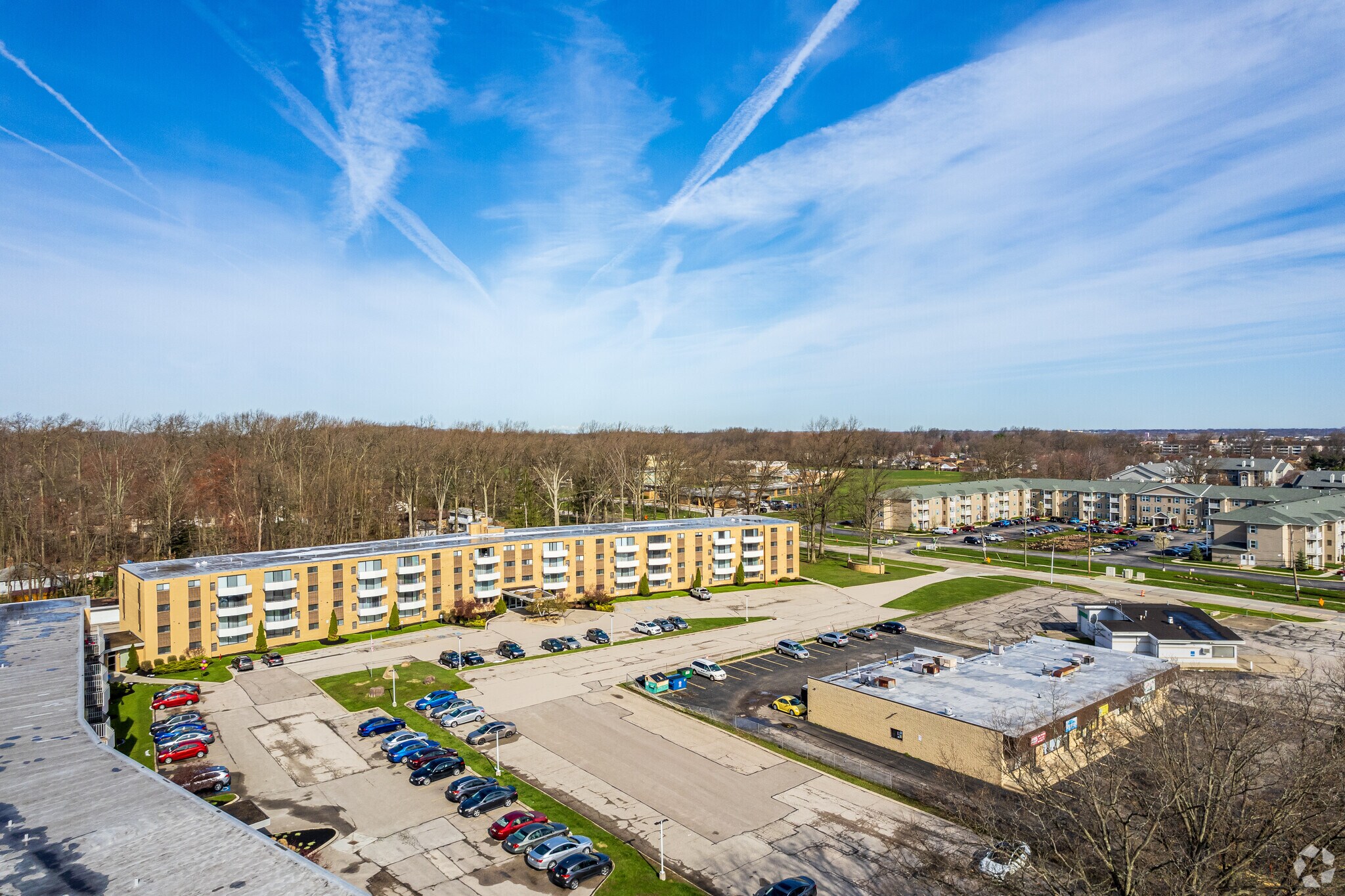 Camelot Apartments – photo 5
