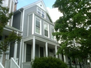 Building Photo - 1904 W Main St